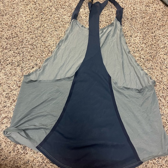 Nike Tank Top - Picture 2 of 2